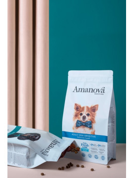 Amanova Dog Adult Mini Exigent Iberian Pork - wieprzowina 2kg